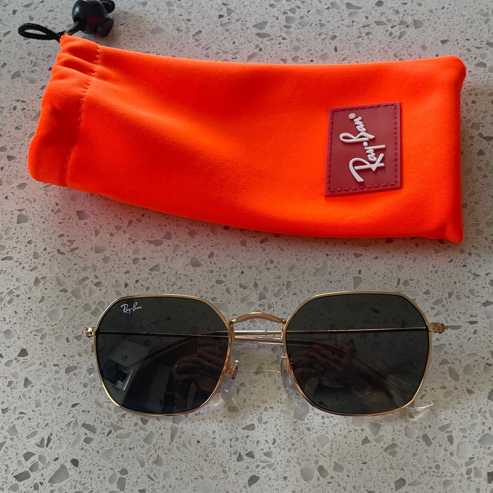 Ray-Ban Kids Sunglasses with Gold Frame and Black Lenses
